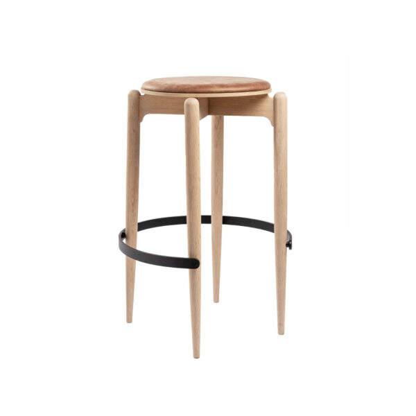 Woodpecker bar stool